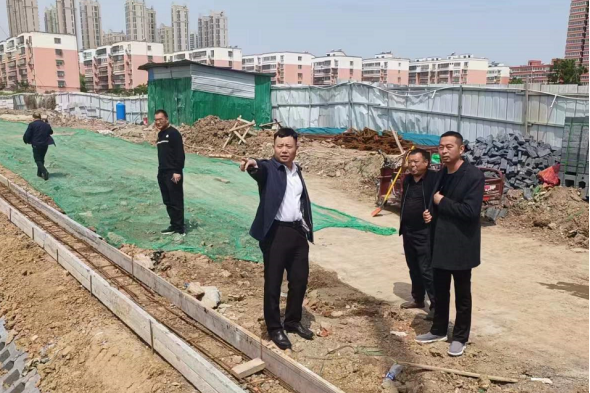 駐馬店市黃淮建設(shè)工程有限公司到各在建項(xiàng)目進(jìn)行節(jié)日慰問173.png 駐馬店市黃淮建設(shè)工程有限公司到各在建項(xiàng)目進(jìn)行節(jié)日慰問173.png