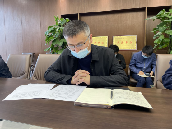 5.11新聞稿-市產(chǎn)業(yè)集團(tuán)機(jī)關(guān)黨支部組織學(xué)習(xí)貫徹落實(shí)省市委疫情防控重要指示精神1012.png 5.11新聞稿-市產(chǎn)業(yè)集團(tuán)機(jī)關(guān)黨支部組織學(xué)習(xí)貫徹落實(shí)省市委疫情防控重要指示精神1012.png