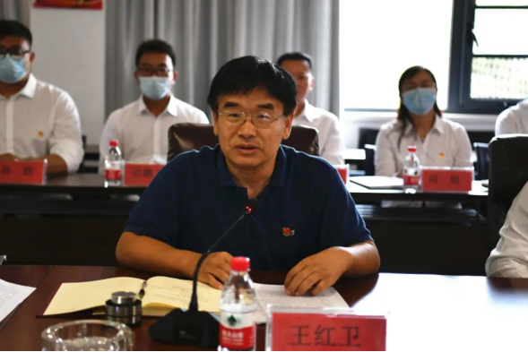 集團(tuán)新招錄員工到礦山接受實踐鍛煉歡迎儀式新聞稿823.png 集團(tuán)新招錄員工到礦山接受實踐鍛煉歡迎儀式新聞稿823.png