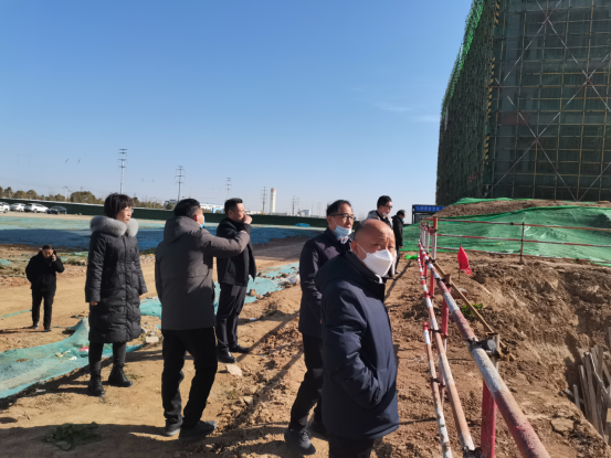 殷殷關(guān)懷寄真情 聲聲祝福暖人心市產(chǎn)業(yè)集團(tuán)領(lǐng)導(dǎo)節(jié)后慰問一線員工385.png 殷殷關(guān)懷寄真情 聲聲祝福暖人心市產(chǎn)業(yè)集團(tuán)領(lǐng)導(dǎo)節(jié)后慰問一線員工385.png