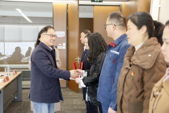 3.8市產(chǎn)業(yè)集團(tuán)召開2023年度總結(jié)表彰暨2024年度第一次雙月經(jīng)濟(jì)運(yùn)營分析會259.png 3.8市產(chǎn)業(yè)集團(tuán)召開2023年度總結(jié)表彰暨2024年度第一次雙月經(jīng)濟(jì)運(yùn)營分析會259.png